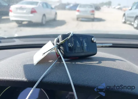 2016 Volkswagen Passat 1.8T S from USA, damaged, VIN 1VWAT7A31GC022155